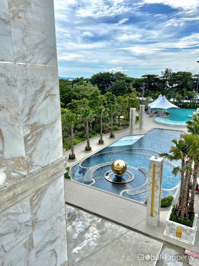 Luxury Sea View Room Beach Front Luxury ジョムティエンビーチ エクステリア 写真